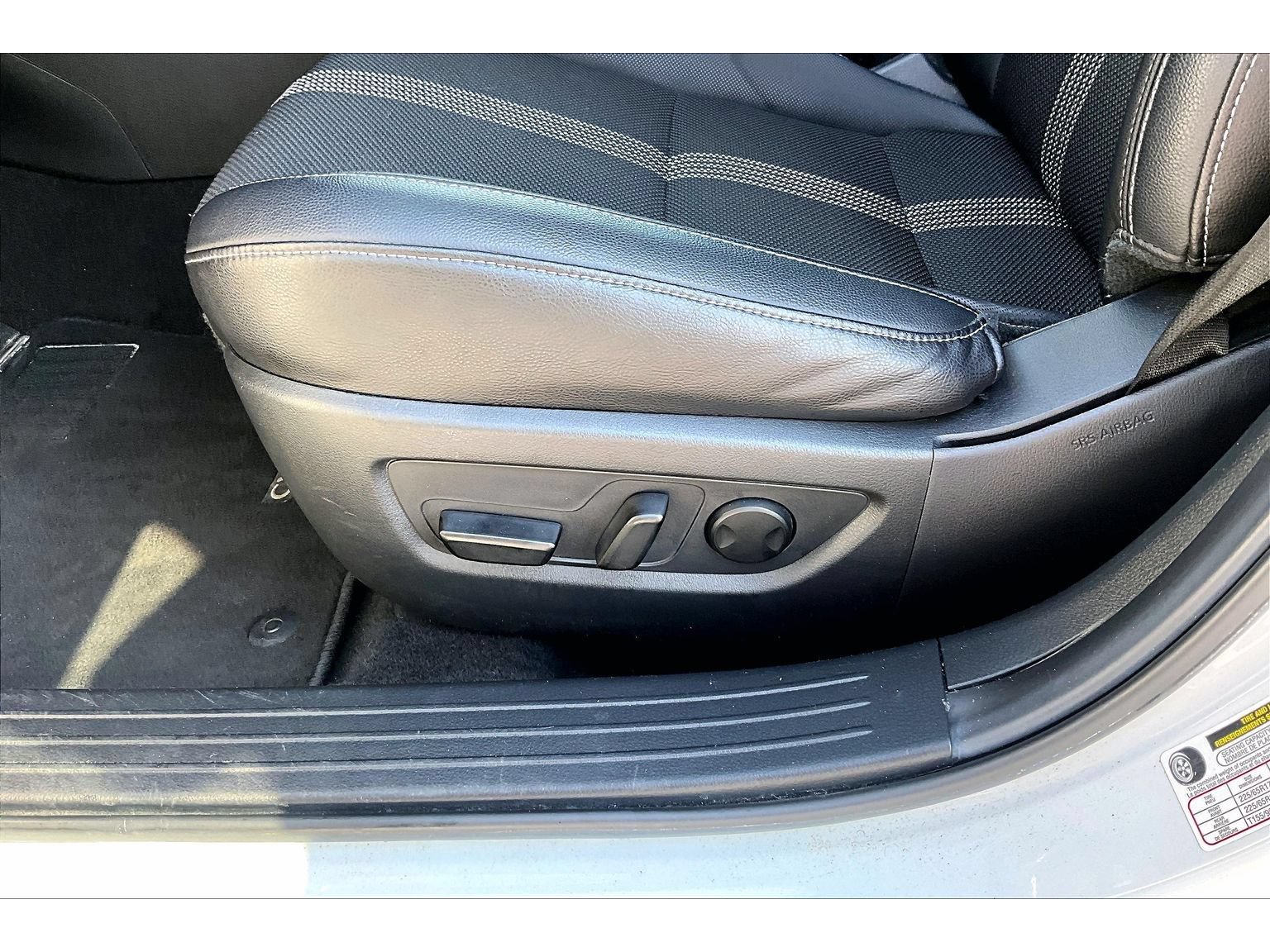 Used 2025 MAZDA CX-50 AWD 2.5 S w/ Preferred Package image 29
