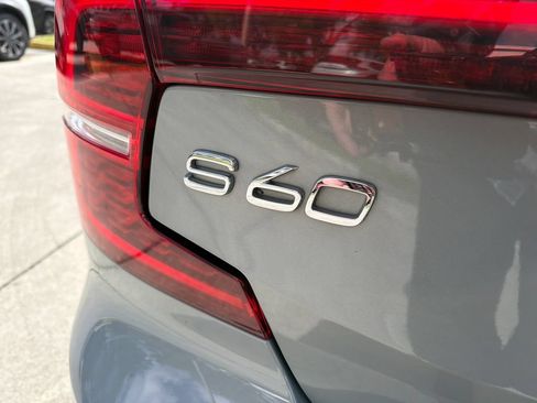 Used 2024 Volvo S60 B5 Plus FWD image 9
