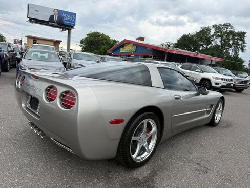 Used 2000 Chevrolet Corvette Coupe w/ Roof Pkg RWD image 5