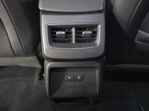 Used 2026 Chevrolet Equinox EV LT w/ Convenience Package II FWD image 15