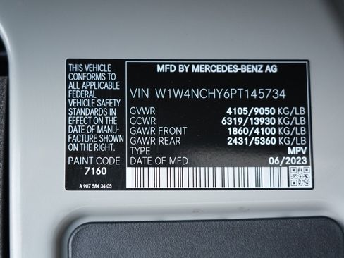 Used 2023 Mercedes-Benz Sprinter 2500 image 39