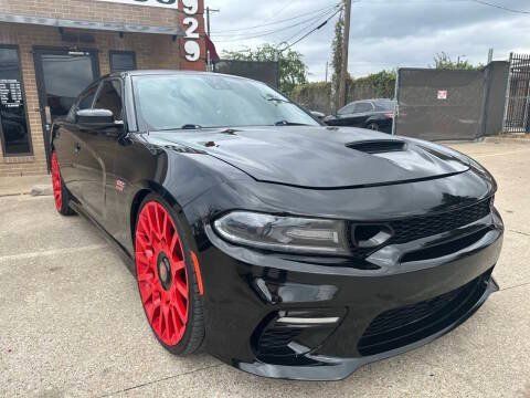 Used 2017 Dodge Charger R/T RWD image 4