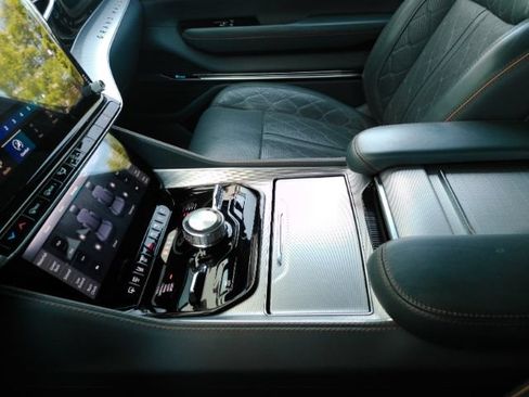 Used 2022 Jeep Grand Wagoneer Series III w/ Rear Seat Video Group 1 AWD/4WD image 51