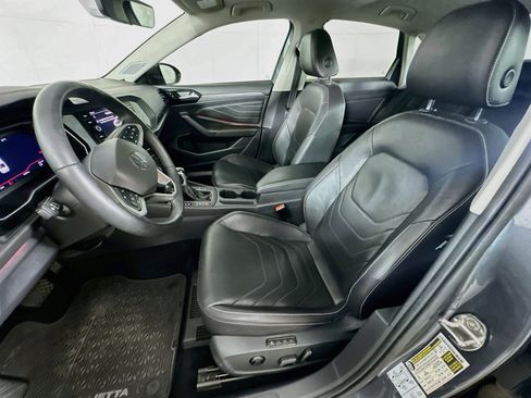 Used 2022 Volkswagen Jetta SEL FWD image 13
