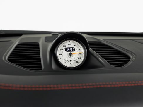 Used 2018 Porsche 911 GT3 RWD image 26