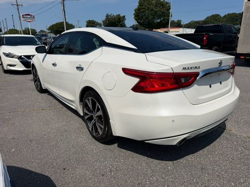 Used 2016 Nissan Maxima Platinum FWD image 3