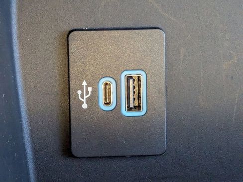 Used 2023 Ford F250 XLT w/ XLT Premium Package image 23