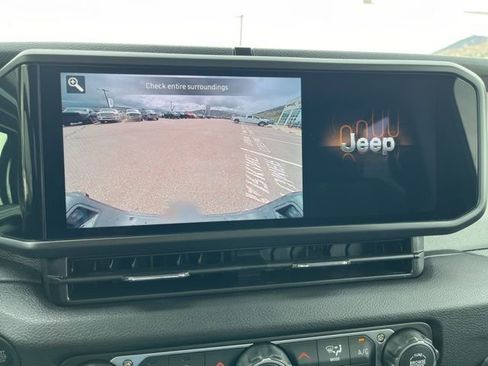 New 2026 Jeep Gladiator Sport image 21