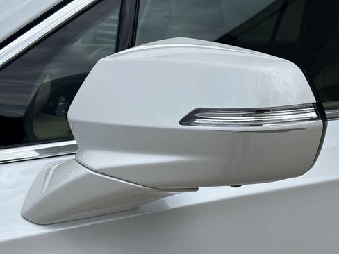 Used 2024 Cadillac XT6 Premium Luxury w/ Platinum Package image 19