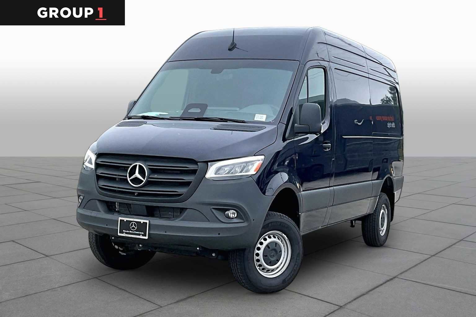 Used 2025 Mercedes-Benz Sprinter 2500 image 1