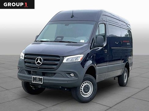 New 2025 Mercedes-Benz Sprinter 2500 image 1