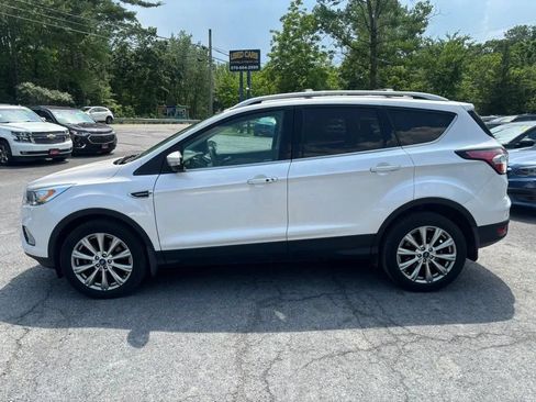 Used 2018 Ford Escape Titanium AWD/4WD image 5