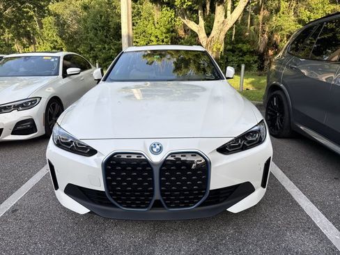 Used 2023 BMW i4 eDrive35 w/ Premium Package RWD image 2