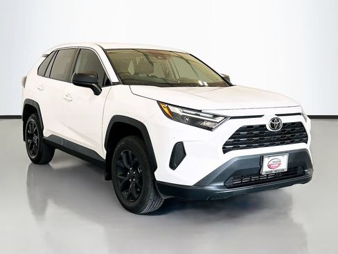 Used 2023 Toyota RAV4 LE FWD image 3