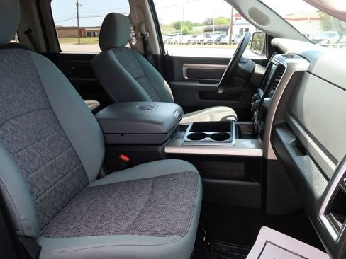 Used 2015 RAM 1500 Lone Star RWD image 9