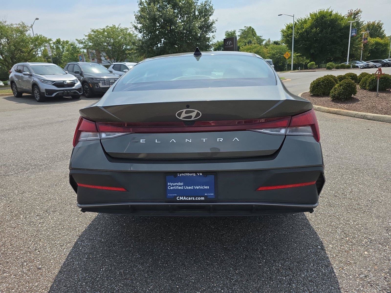 Certified 2024 Hyundai Elantra SEL FWD image 6