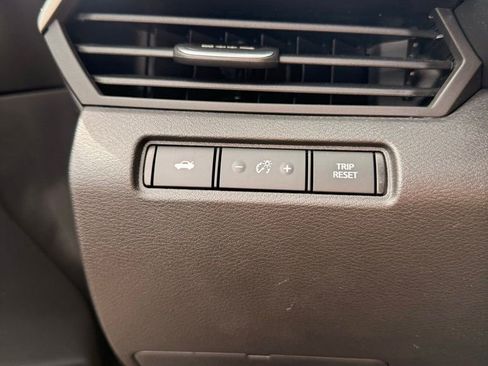 Used 2023 Nissan Altima 2.5 SV FWD image 20