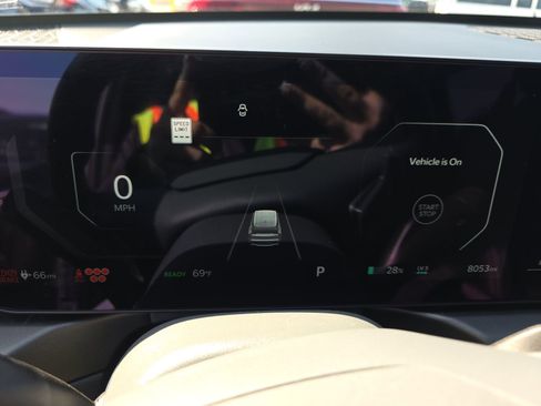 Used 2026 Kia EV9 Land w/ Nightfall Edition Package image 18