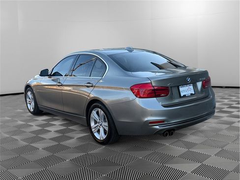 Used 2017 BMW 330i xDrive Sedan AWD/4WD image 3