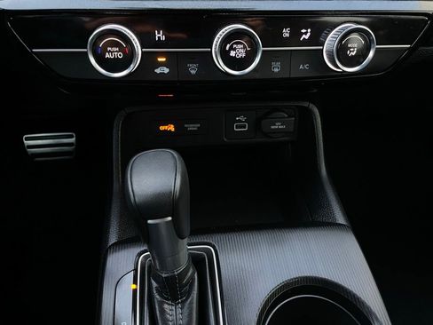 Certified 2024 Honda Civic Sport image 17