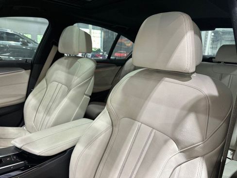 Used 2018 BMW 540i RWD image 27