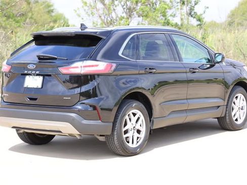 Used 2023 Ford Edge SEL w/ Convenience Package AWD/4WD image 8