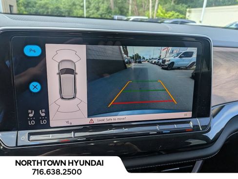 Used 2026 Volkswagen Atlas SE AWD/4WD image 17