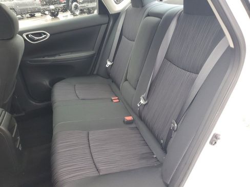 Used 2019 Nissan Sentra SV w/ Special Edition Package image 28