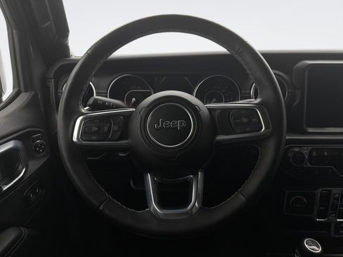 Used 2023 Jeep Wrangler Unlimited Sahara w/ LED Lighting Group AWD/4WD image 12