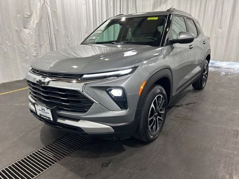 New 2025 Chevrolet TrailBlazer LT w/ Convenience Package image 23