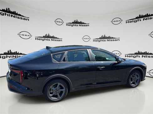 Used 2025 Kia K4 FWD image 7