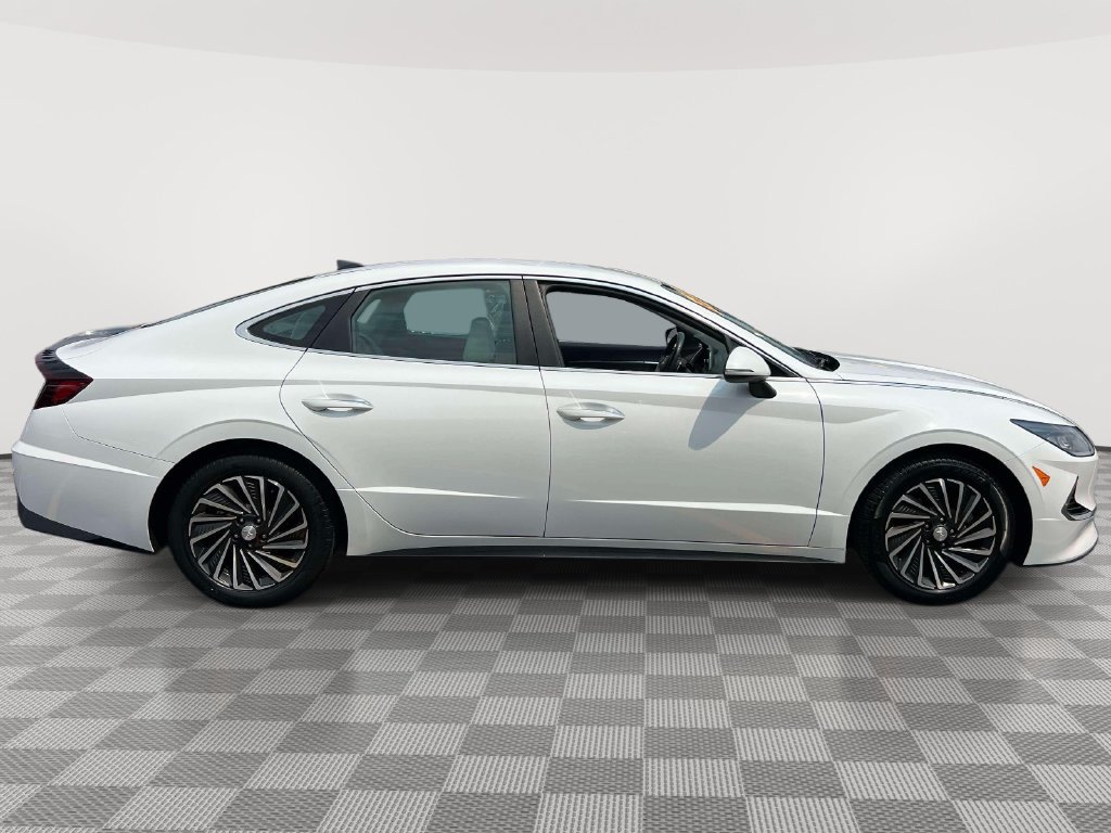 Used 2023 Hyundai Sonata SEL FWD image 4