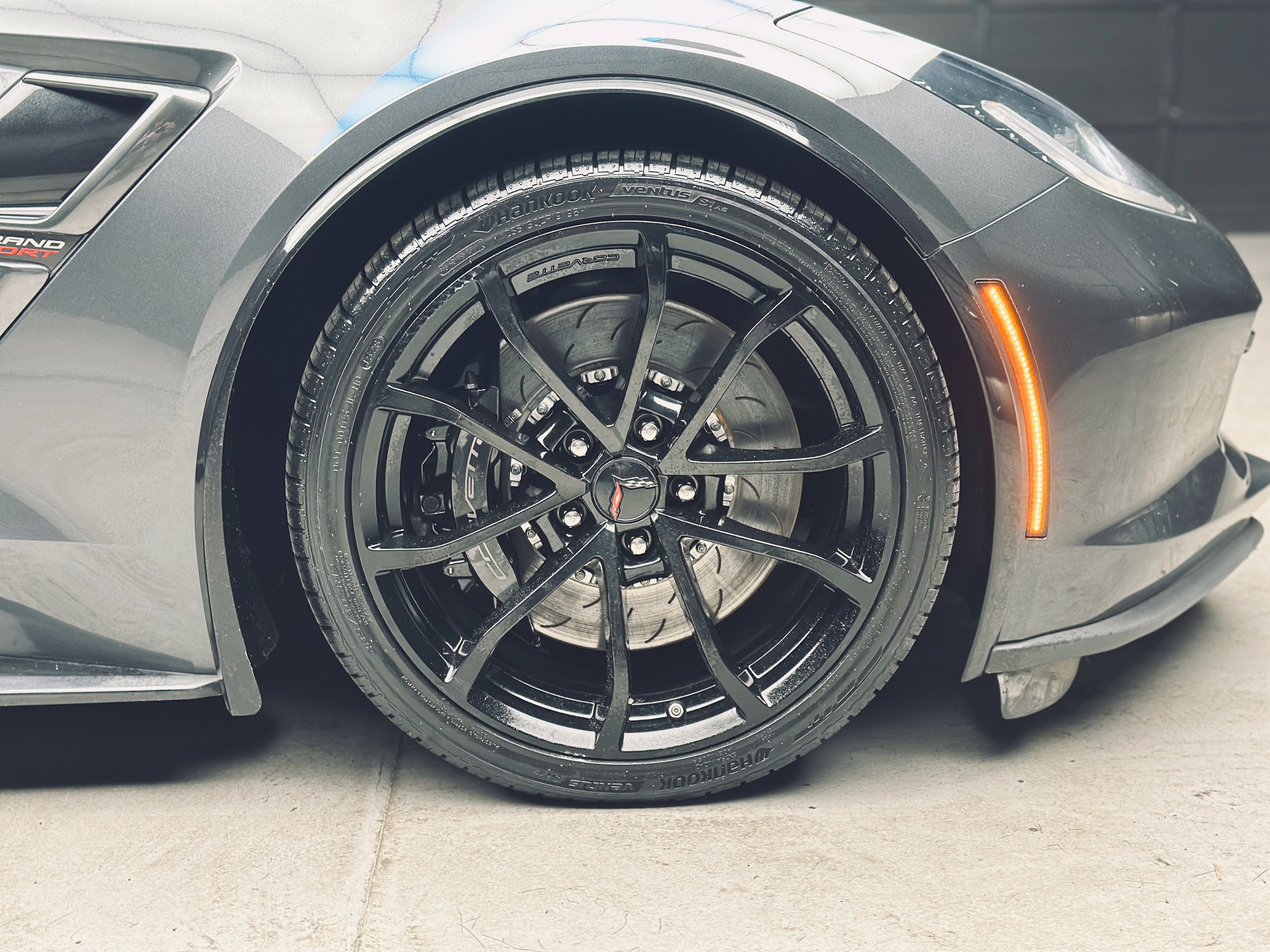 Used 2017 Chevrolet Corvette Grand Sport RWD image 31