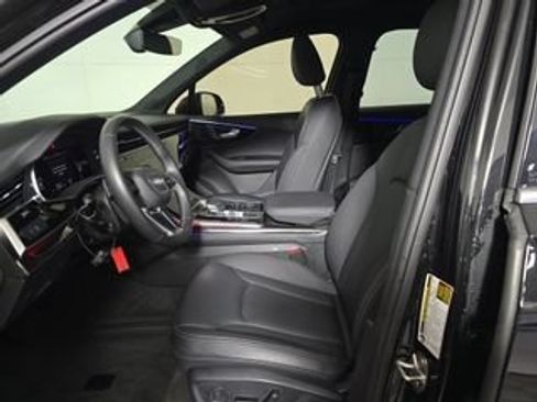Used 2025 Audi Q7 3.0T Premium Plus w/ Premium Plus Package AWD/4WD image 3