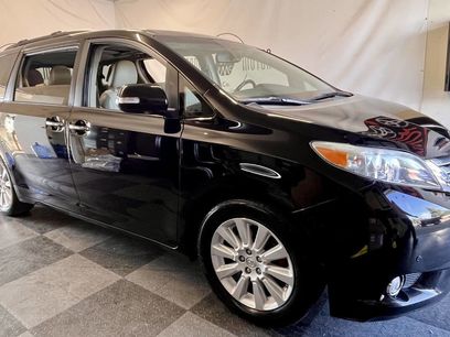 Used 2013 Toyota Sienna Limited w/ Premium Pkg