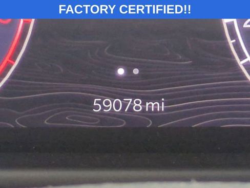 Certified 2024 Jeep Wagoneer Series II w/ Flexible Seating Group image 14