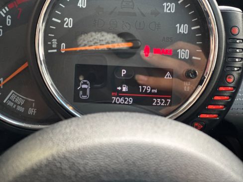 Used 2017 MINI Cooper 2-Door Hardtop image 22