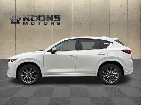 New 2025 MAZDA CX-5 AWD 2.5 S w/ Premium Plus Pkg image 3