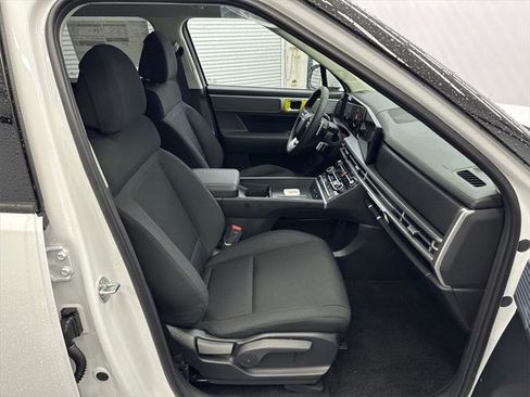 New 2026 Hyundai Santa Fe SE image 13