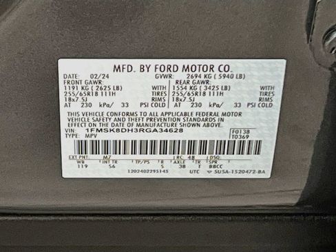 Used 2024 Ford Explorer XLT w/ Equipment Group 202A image 31