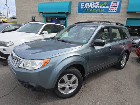 Used 2013 Subaru Forester 2.5X w/ Alloy Wheel Pkg AWD/4WD image 3