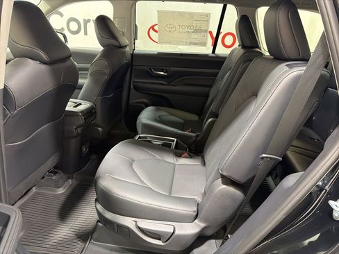 New 2026 Toyota Grand Highlander AWD image 20
