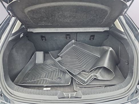 Used 2017 MAZDA MAZDA3 Touring image 29