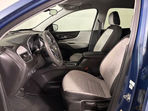 Used 2024 Chevrolet Equinox LS w/ Driver Confidence II Package FWD image 18
