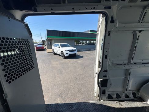 Used 2014 RAM ProMaster 3500 w/ Premium Appearance Group image 16