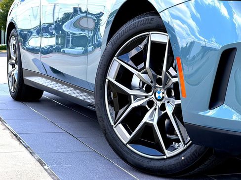 New 2026 BMW 530i RWD image 2