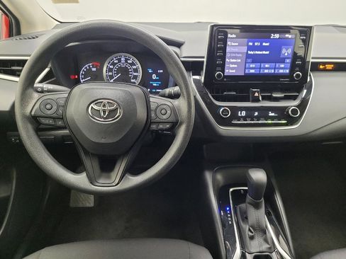 Used 2021 Toyota Corolla LE image 22