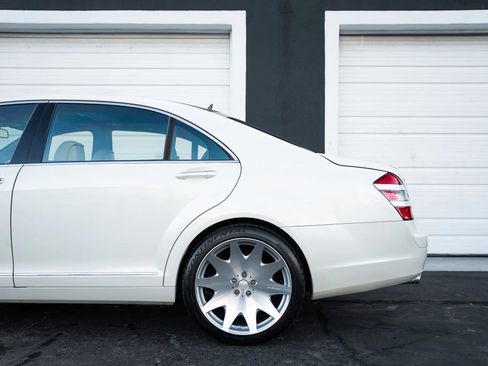 Used 2007 Mercedes-Benz S 600 image 12