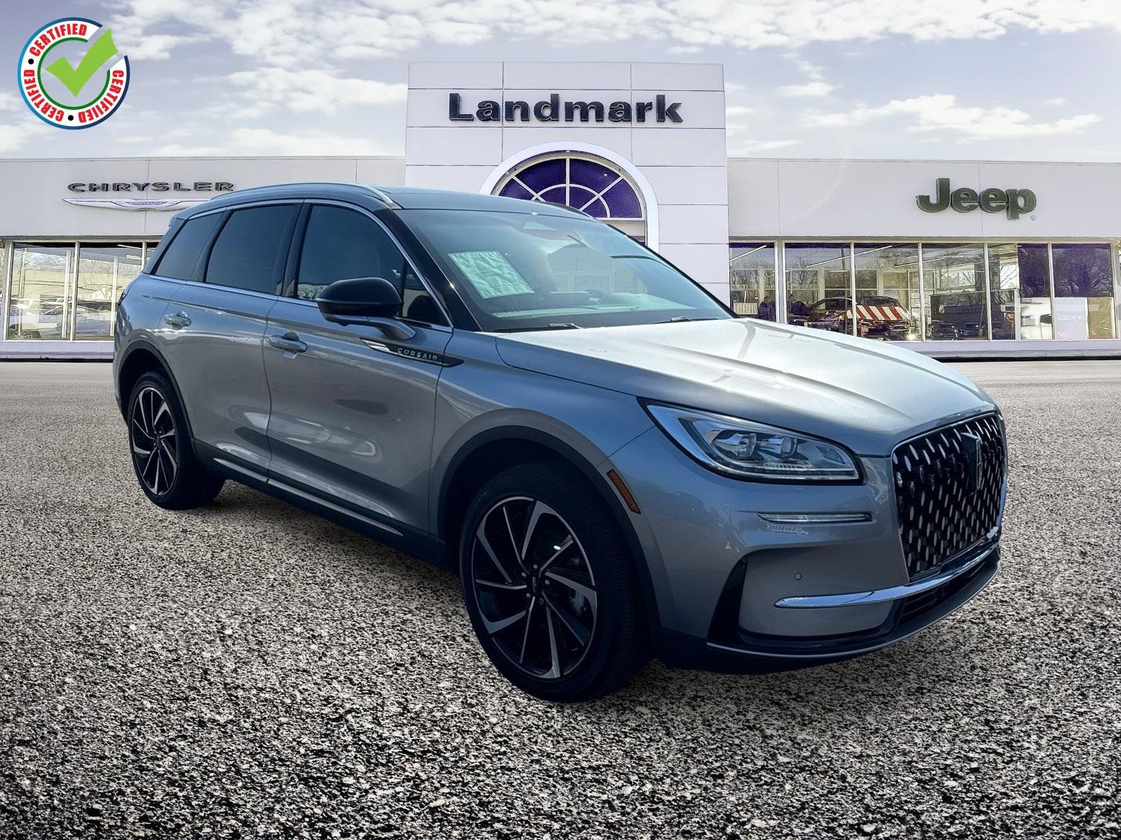 Used 2023 Lincoln Corsair Reserve w/ Equipment Group 201A AWD/4WD image 1