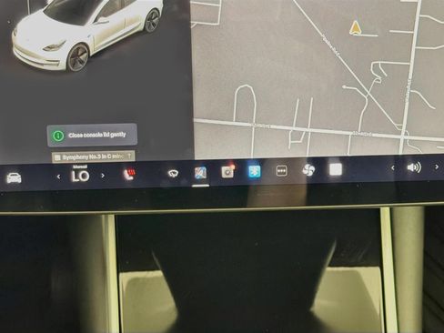 Used 2020 Tesla Model 3 Standard Range Plus RWD image 17